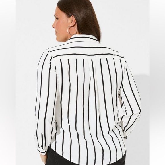 Torrid striped button front long sleeve shirt - Picture 2 of 6
